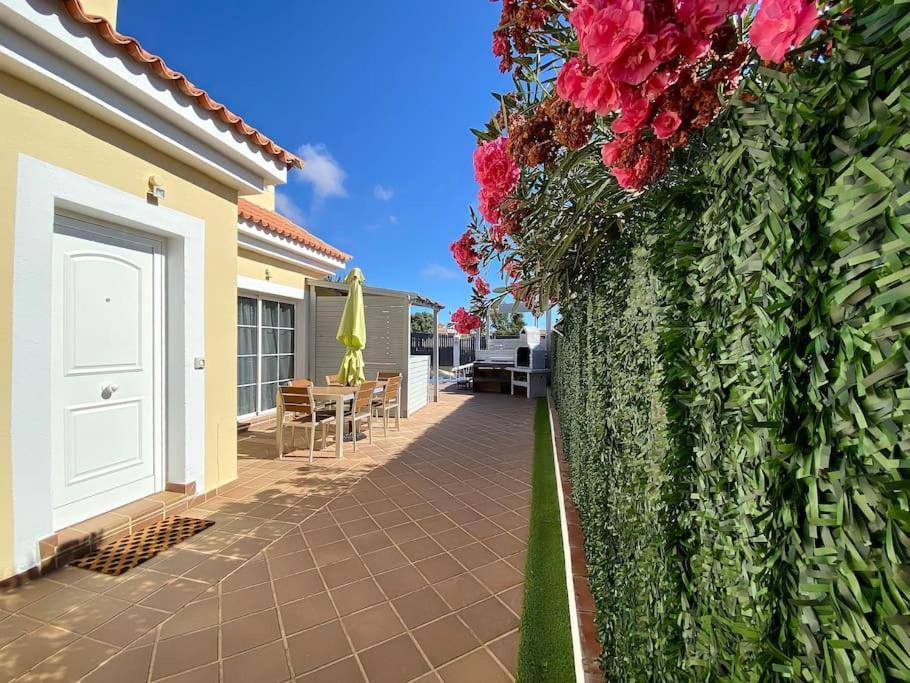 Comfortable Family House With Pool And Jacuzzi Costa De Antigua Esterno foto
